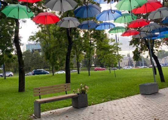 Красочный фестиваль зонтов - впервые в Кишиневе