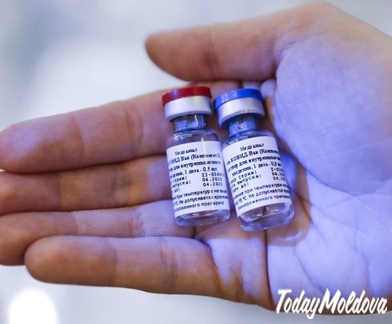 Аналитик Bloomberg: Почему стоит доверять российской вакцине "Спутник V"