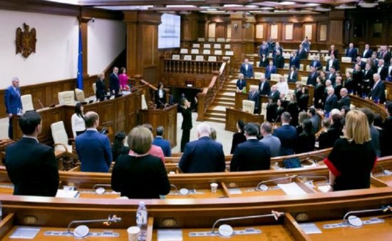 Процесс пошел: Cформированы фракции в парламенте Молдовы