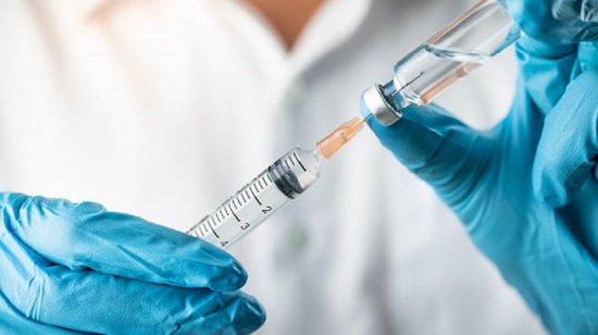 Скандал! Гражданам Молдовы кололи просроченную вакцину от COVID - 7000 доз...