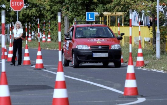 10 мая вступили в силу новые правила получения водительского удостоверения в Молдове