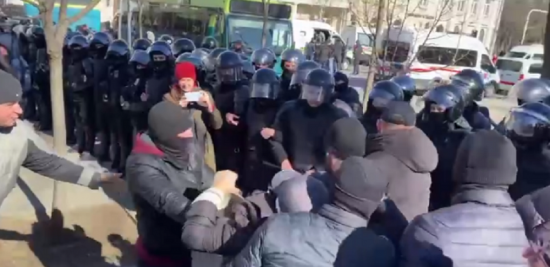 В Кишиневе протестующие дали властям 24 часа для выполнения своих требований