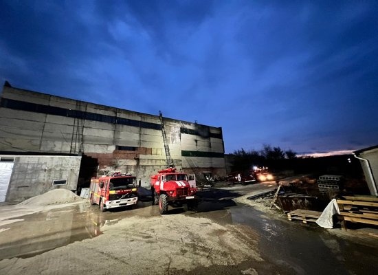 На бывшем кирпичном заводе Бельц вспыхнул крупный пожар