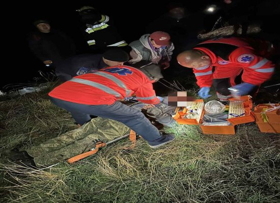 В Молдове мужчина упал в 30-метровый овраг: его доставали спасатели