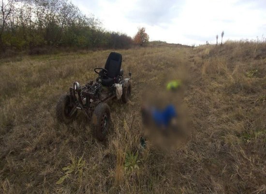 В районе Страшен мужчина перевернулся на квадроцикле: он погиб на месте