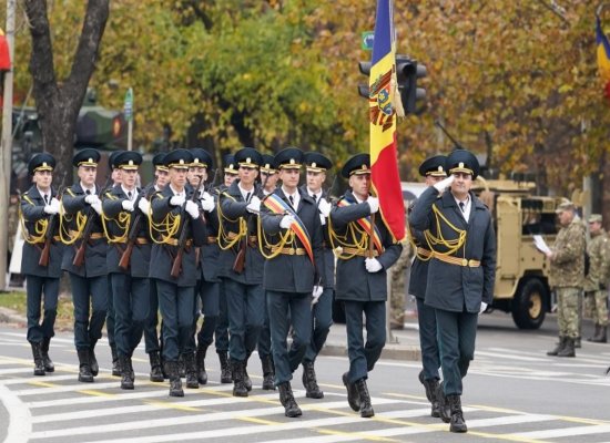 Молдавские военные отправятся на парад в Бухарест
