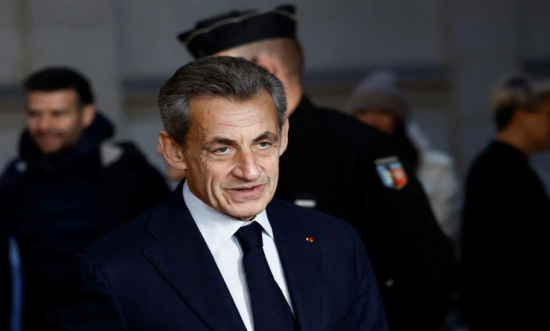 Саркози уже на свободе... 5-летний срок будет отбывать под судебным контролем